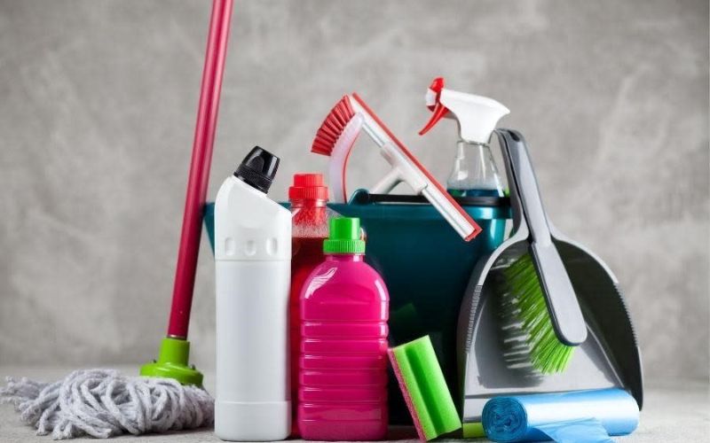 các dụng cụ vệ sinh cần chuẩn bị